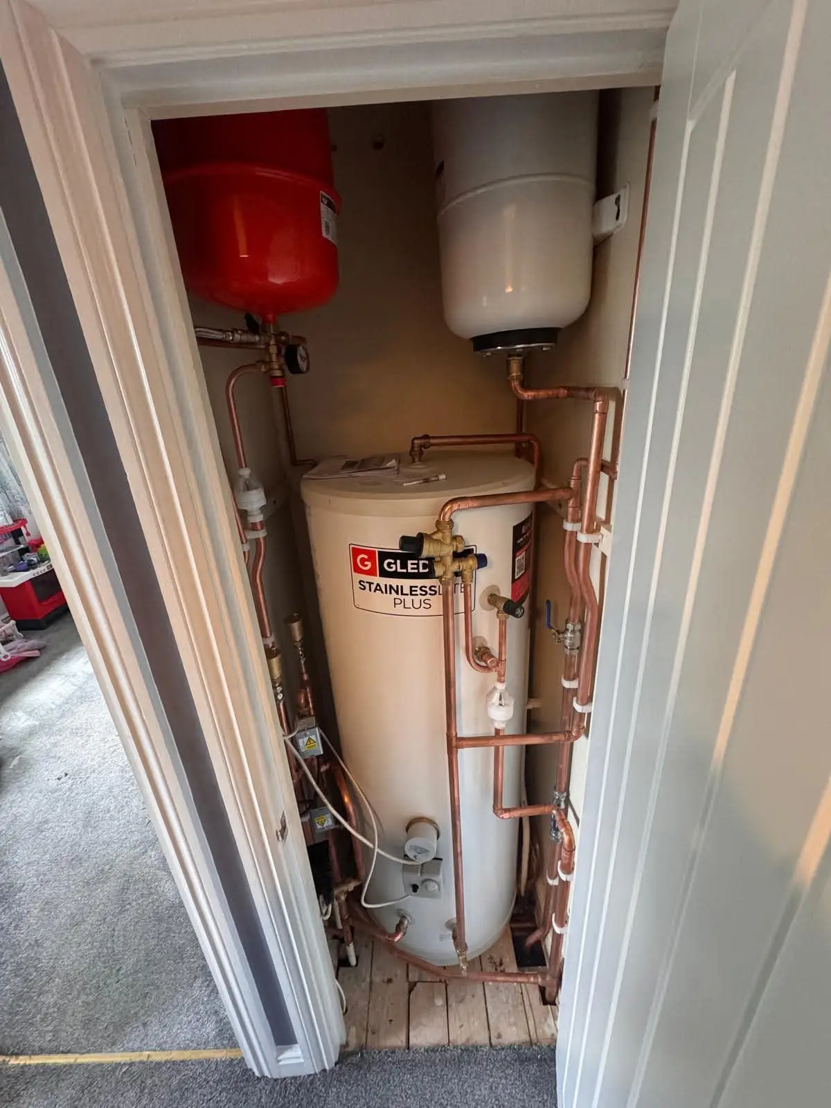 Unvented cylinder installation in Nottingham